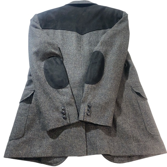 Pendleton Gray Blazer with Tailored Fit and Elbow Patches - Picture 3 of 13